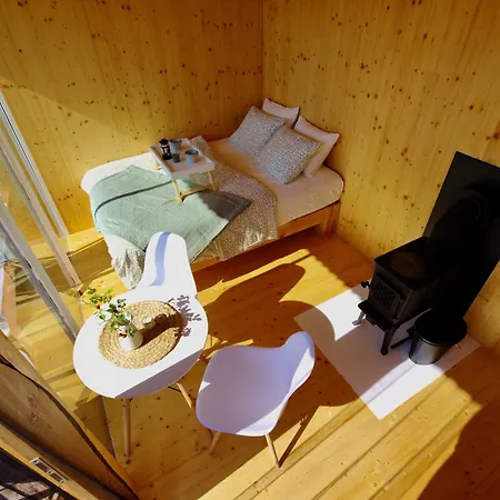 ラグジュアリーテント Ztraceny Sad - Glamping Na Samote