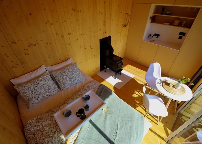 Ztraceny Sad - Glamping Na Samote Campo de lujo Necin